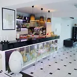 Hotel Leonardo 3*