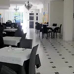 Hotel Leonardo 3*
