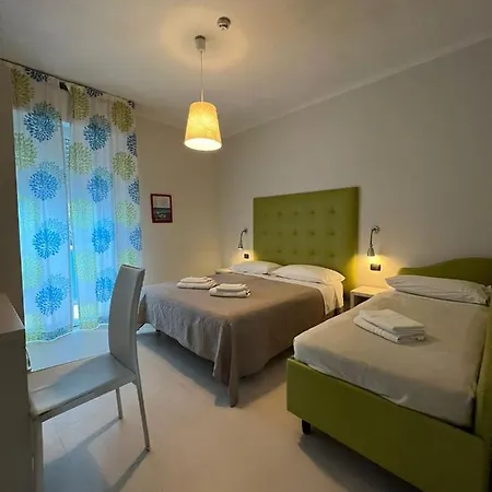 Hotel Leonardo 3*