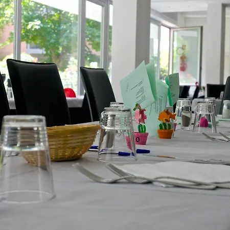 Hotel Leonardo 3*
