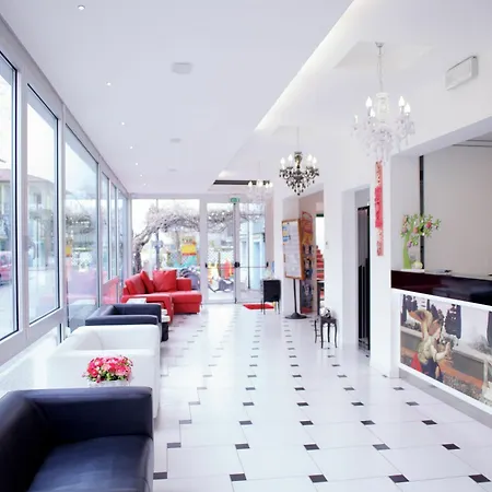 Hotel Leonardo Cesenatico