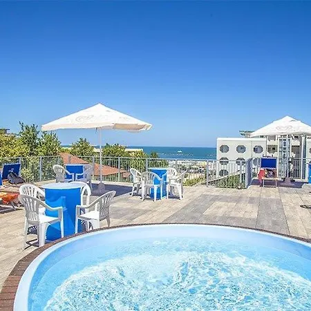 Отель Leonardo 3*