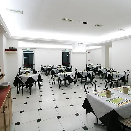 Leonardo Hotell