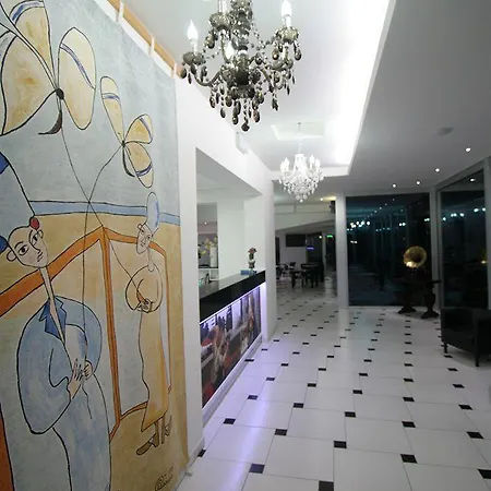 Hotel Leonardo 3*