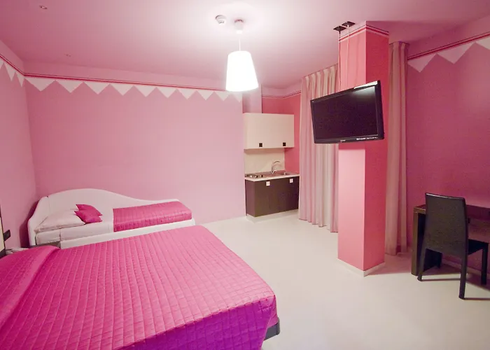 فندق Leonardo تْشيزيناتيكو