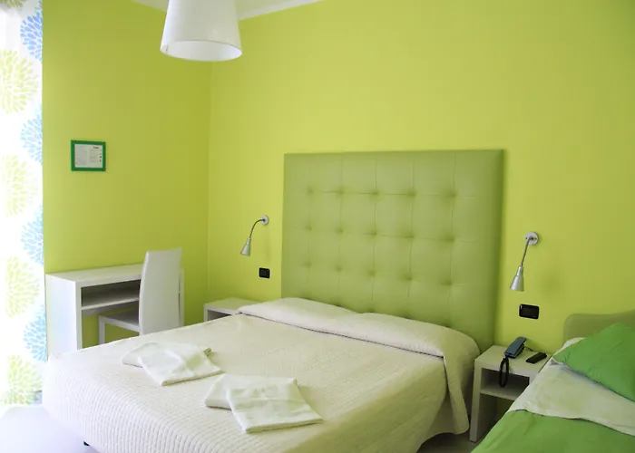 Leonardo 3* تْشيزيناتيكو