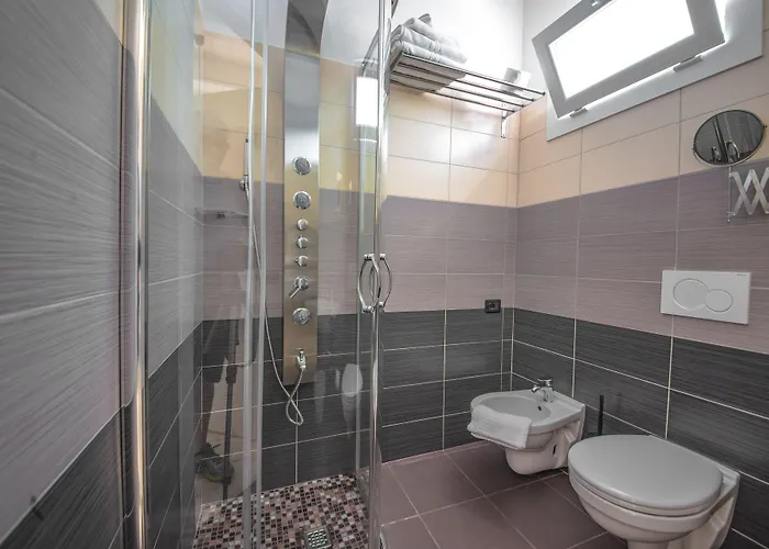 Leonardo 3* تْشيزيناتيكو