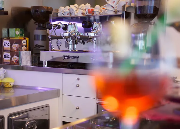 Leonardo فندق تْشيزيناتيكو