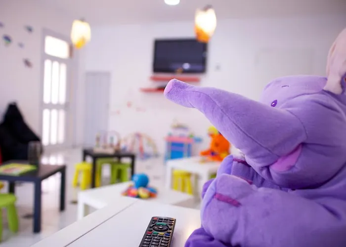 Leonardo فندق تْشيزيناتيكو